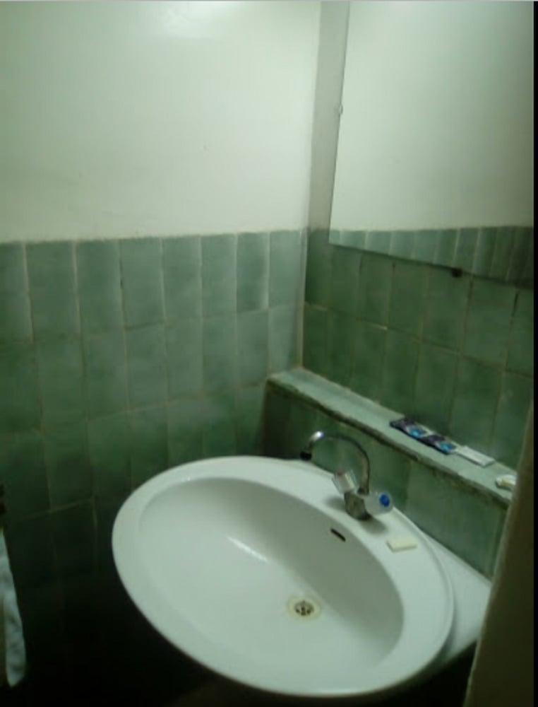 Hotel Antar Бешар Экстерьер фото