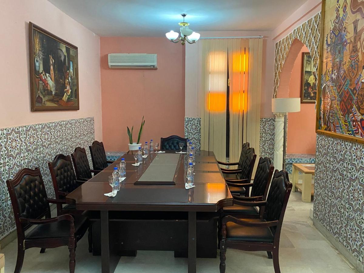 Hotel Antar Бешар Экстерьер фото